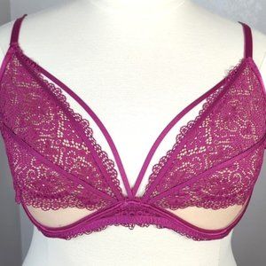 Adore Me 42D Plunge Bra Jenni Unlined Underwired